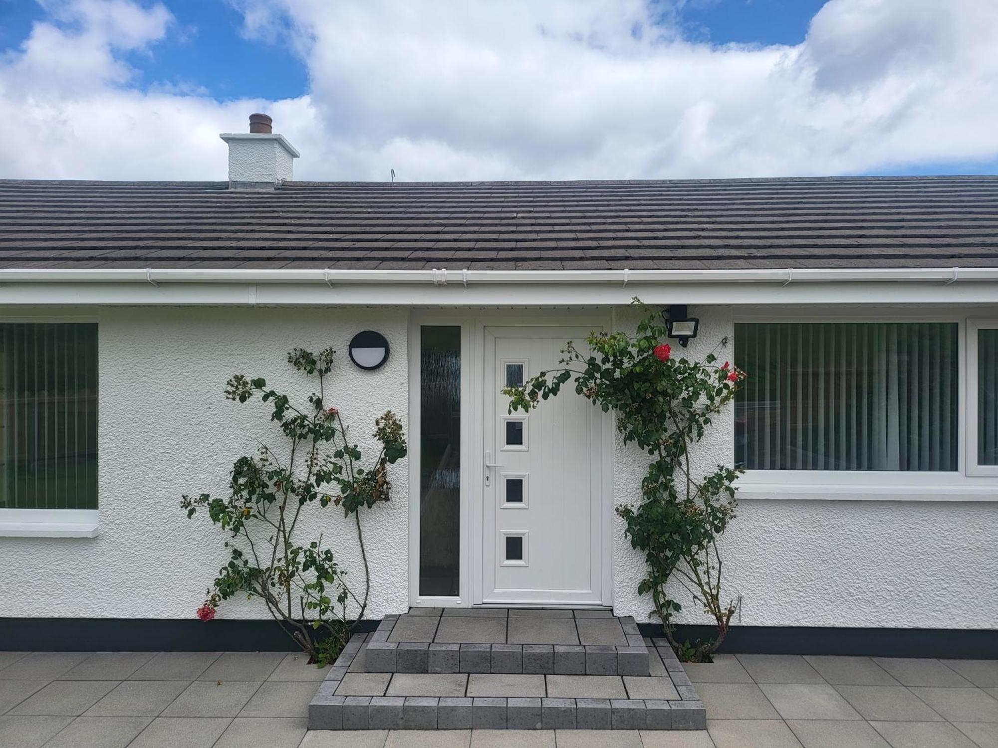 Royal Court Hotel Portrush Exterior foto